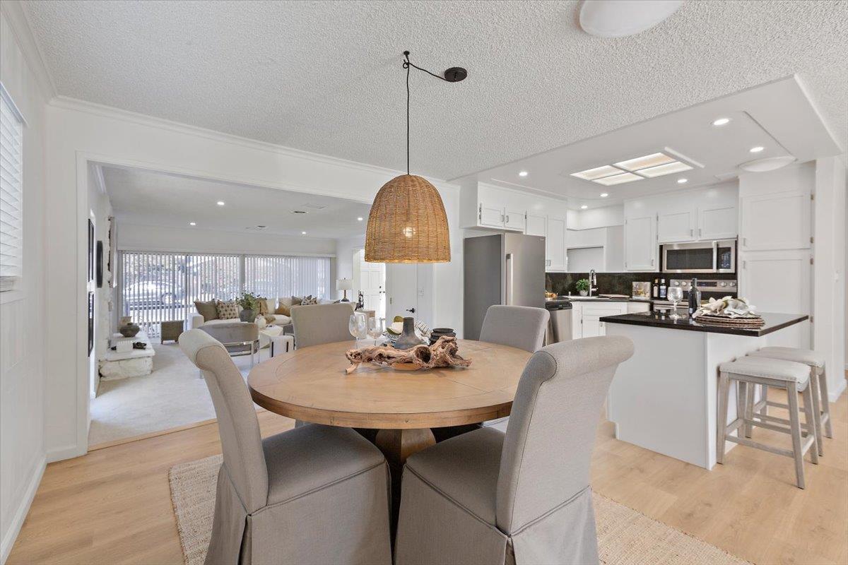 Detail Gallery Image 12 of 38 For 3182 Mckinley Dr, Santa Clara,  CA 95051 - 3 Beds | 2 Baths