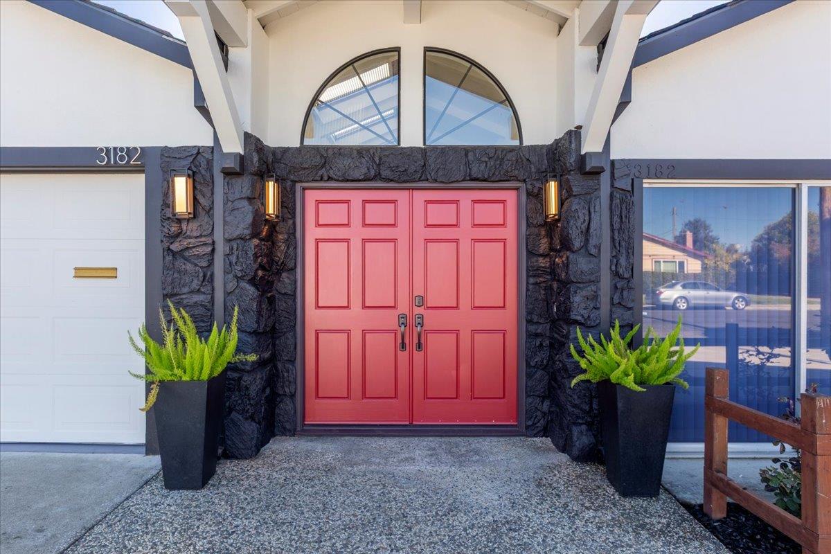 Detail Gallery Image 2 of 38 For 3182 Mckinley Dr, Santa Clara,  CA 95051 - 3 Beds | 2 Baths