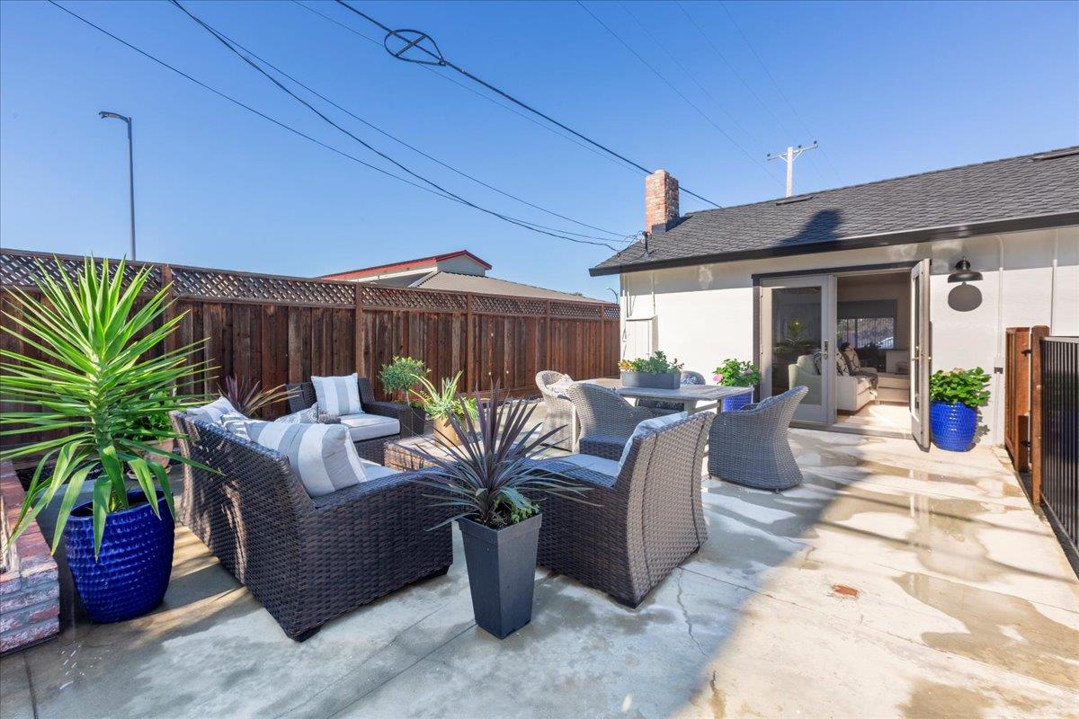 Detail Gallery Image 34 of 38 For 3182 Mckinley Dr, Santa Clara,  CA 95051 - 3 Beds | 2 Baths