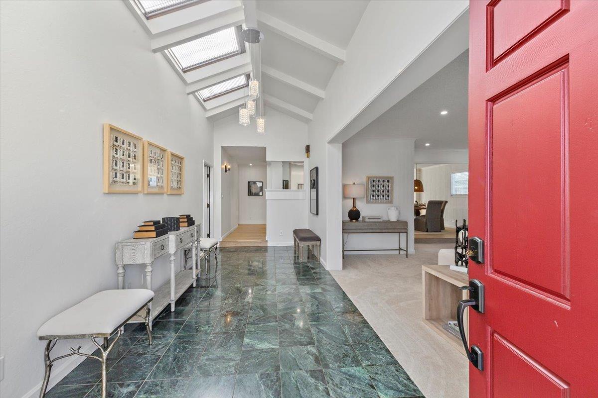 Detail Gallery Image 5 of 38 For 3182 Mckinley Dr, Santa Clara,  CA 95051 - 3 Beds | 2 Baths