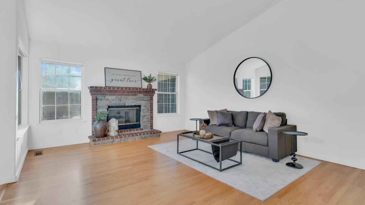 Detail Gallery Image 6 of 22 For 17391 Walnut Grove Dr, Morgan Hill,  CA 95037 - 4 Beds | 3 Baths