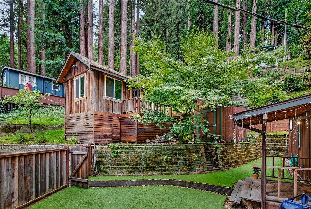 Detail Gallery Image 25 of 41 For 20851 Assiniboine Trl, Los Gatos,  CA 95033 - 3 Beds | 1/1 Baths