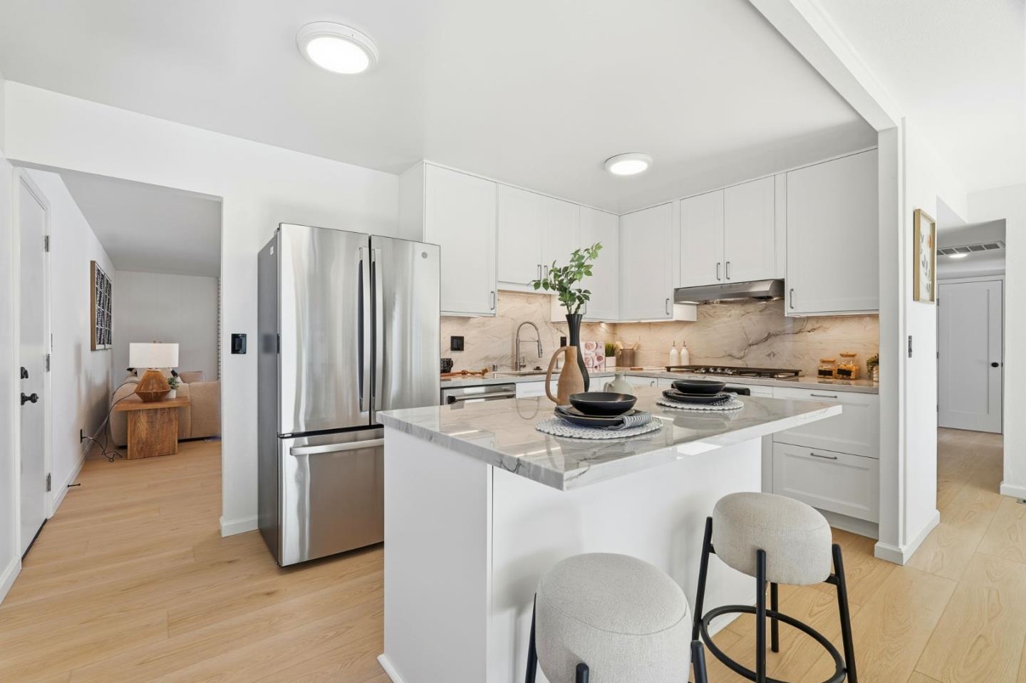 Detail Gallery Image 11 of 38 For 19990 Pear Tree Ln, Cupertino,  CA 95014 - 3 Beds | 2 Baths