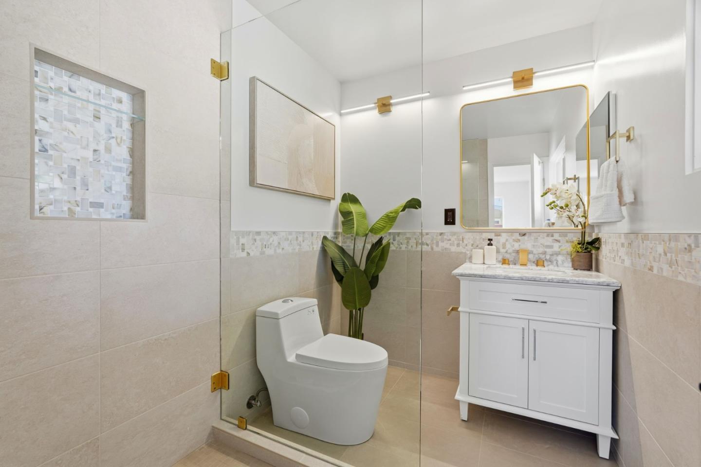 Detail Gallery Image 25 of 38 For 19990 Pear Tree Ln, Cupertino,  CA 95014 - 3 Beds | 2 Baths