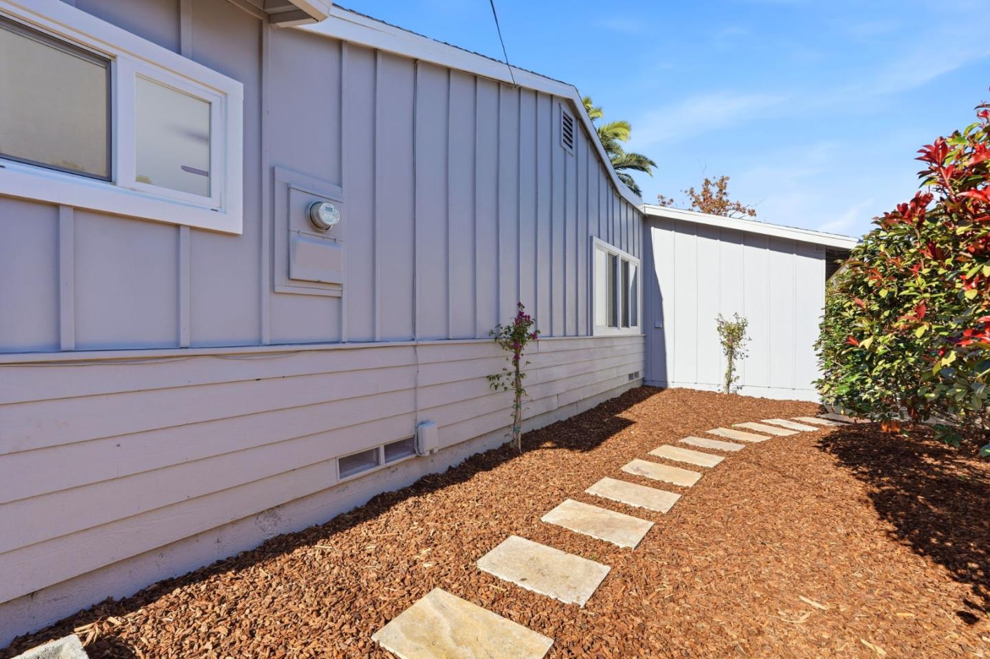 Detail Gallery Image 33 of 38 For 19990 Pear Tree Ln, Cupertino,  CA 95014 - 3 Beds | 2 Baths