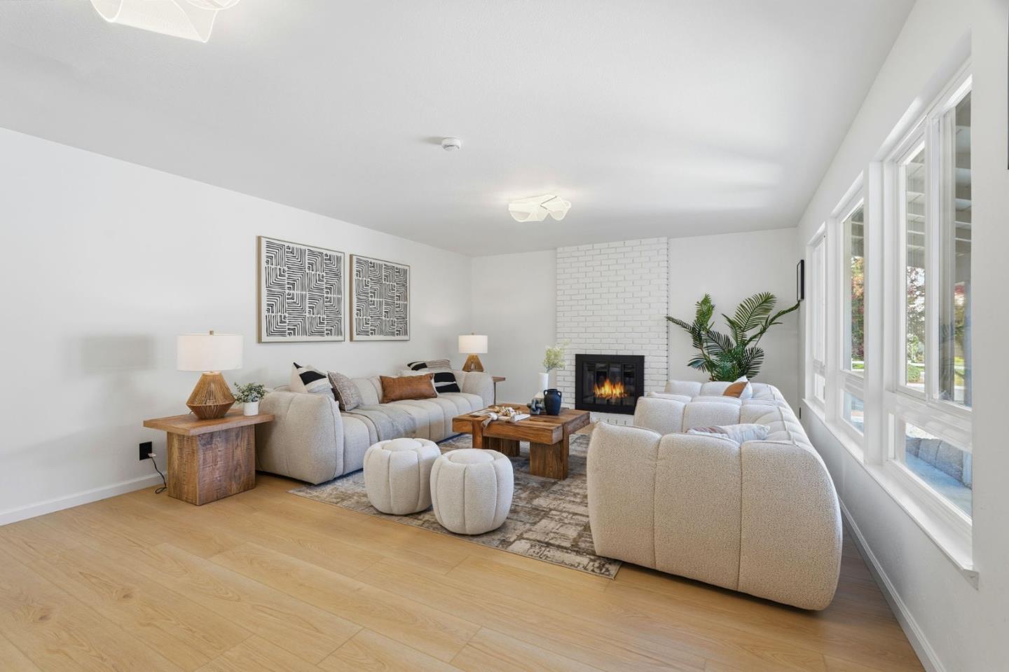 Detail Gallery Image 6 of 38 For 19990 Pear Tree Ln, Cupertino,  CA 95014 - 3 Beds | 2 Baths