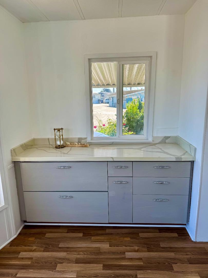 Detail Gallery Image 9 of 19 For 12350 Christensen Rd #76,  Salinas,  CA 93907 - 2 Beds | 1 Baths