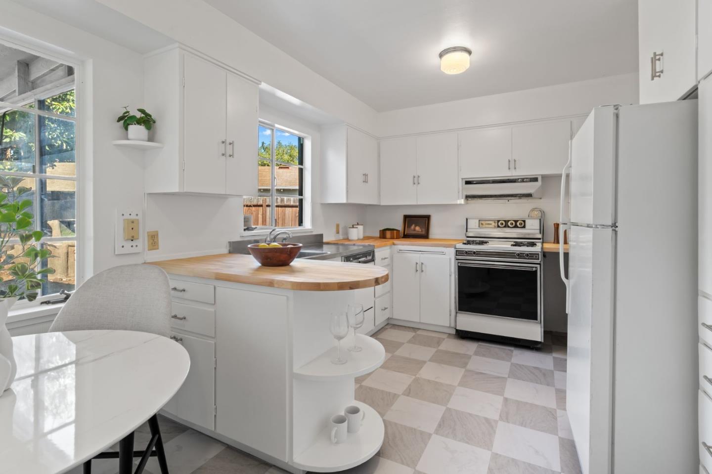 Detail Gallery Image 18 of 50 For 16281 Camino Del Sol, Los Gatos,  CA 95032 - 2 Beds | 1 Baths