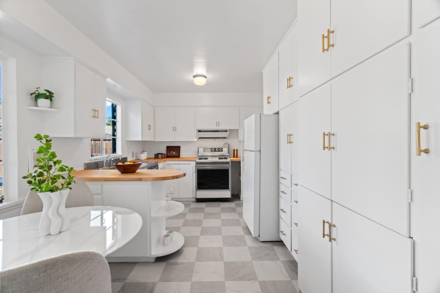 Detail Gallery Image 21 of 50 For 16281 Camino Del Sol, Los Gatos,  CA 95032 - 2 Beds | 1 Baths