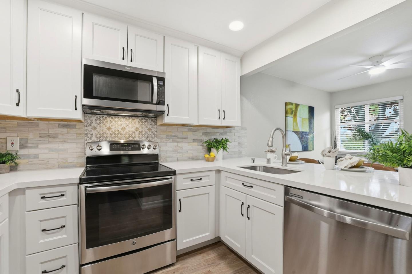 Detail Gallery Image 11 of 42 For 4814 Pine Forest Pl, San Jose,  CA 95118 - 2 Beds | 2 Baths