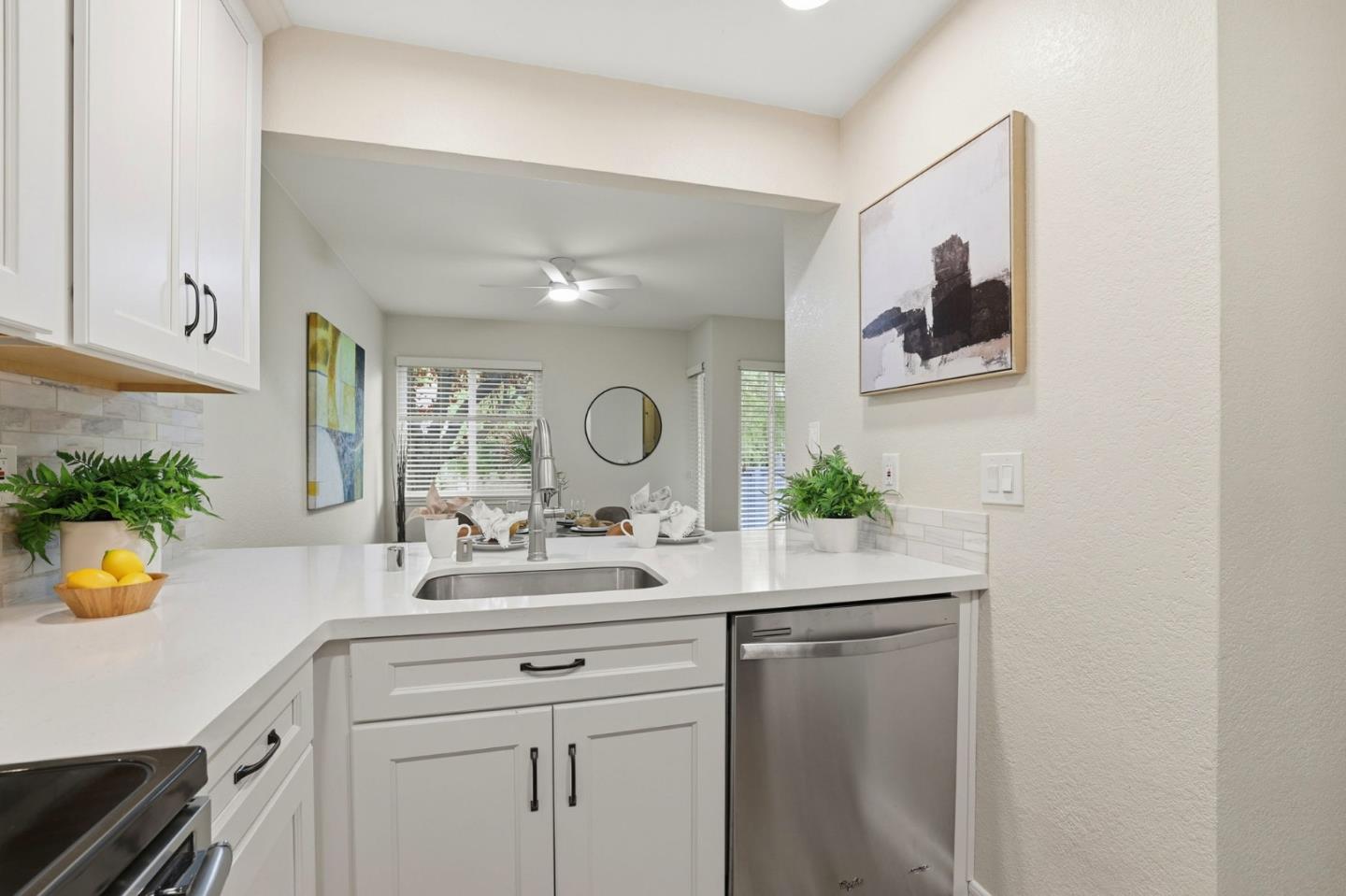 Detail Gallery Image 12 of 42 For 4814 Pine Forest Pl, San Jose,  CA 95118 - 2 Beds | 2 Baths