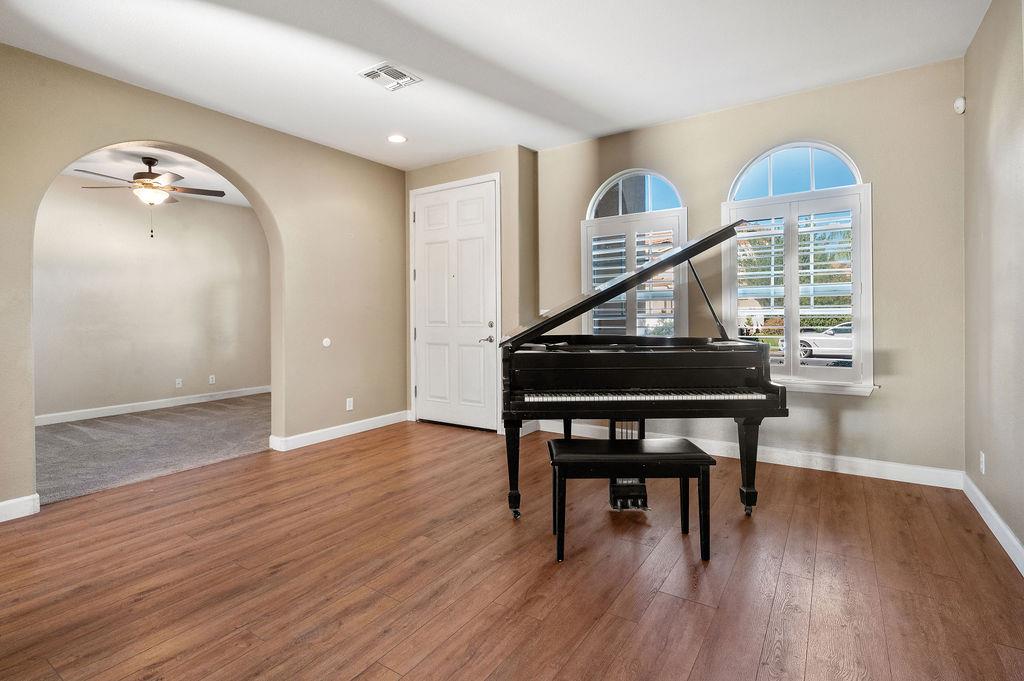 Detail Gallery Image 16 of 80 For 11447 Mirage Dr, Chowchilla,  CA 93610 - 3 Beds | 2 Baths