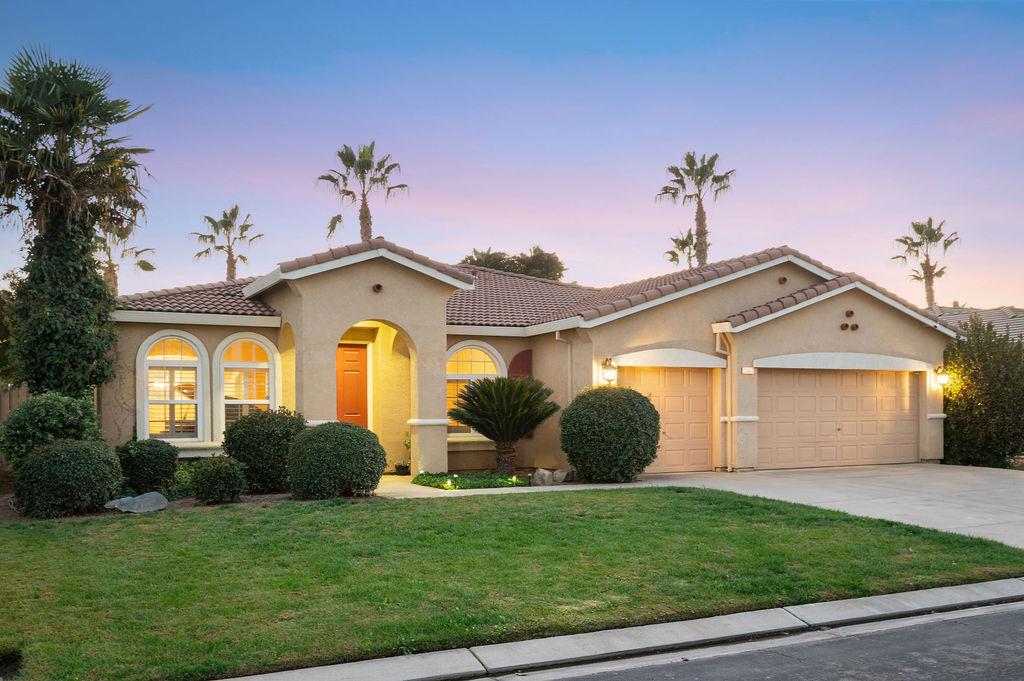 Detail Gallery Image 3 of 80 For 11447 Mirage Dr, Chowchilla,  CA 93610 - 3 Beds | 2 Baths