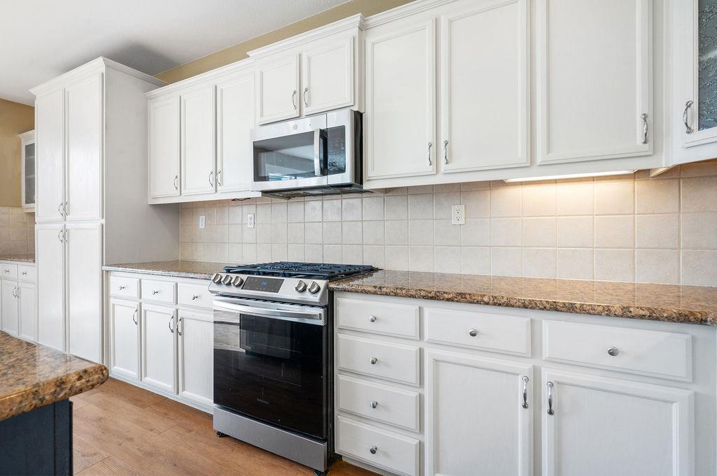 Detail Gallery Image 30 of 80 For 11447 Mirage Dr, Chowchilla,  CA 93610 - 3 Beds | 2 Baths