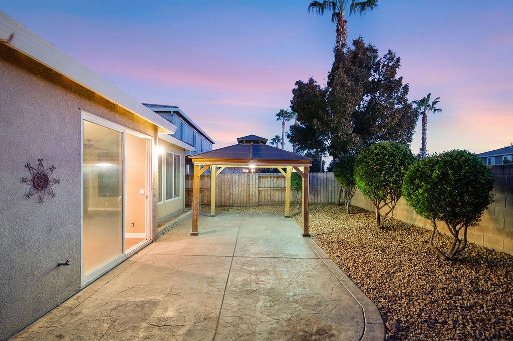 Detail Gallery Image 7 of 80 For 11447 Mirage Dr, Chowchilla,  CA 93610 - 3 Beds | 2 Baths