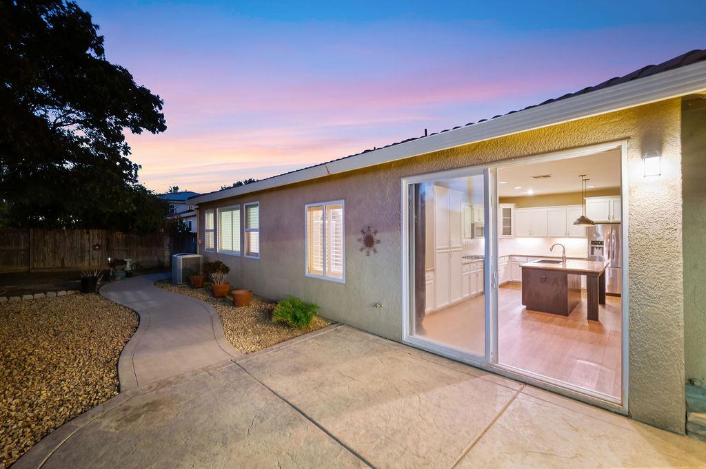 Detail Gallery Image 9 of 80 For 11447 Mirage Dr, Chowchilla,  CA 93610 - 3 Beds | 2 Baths