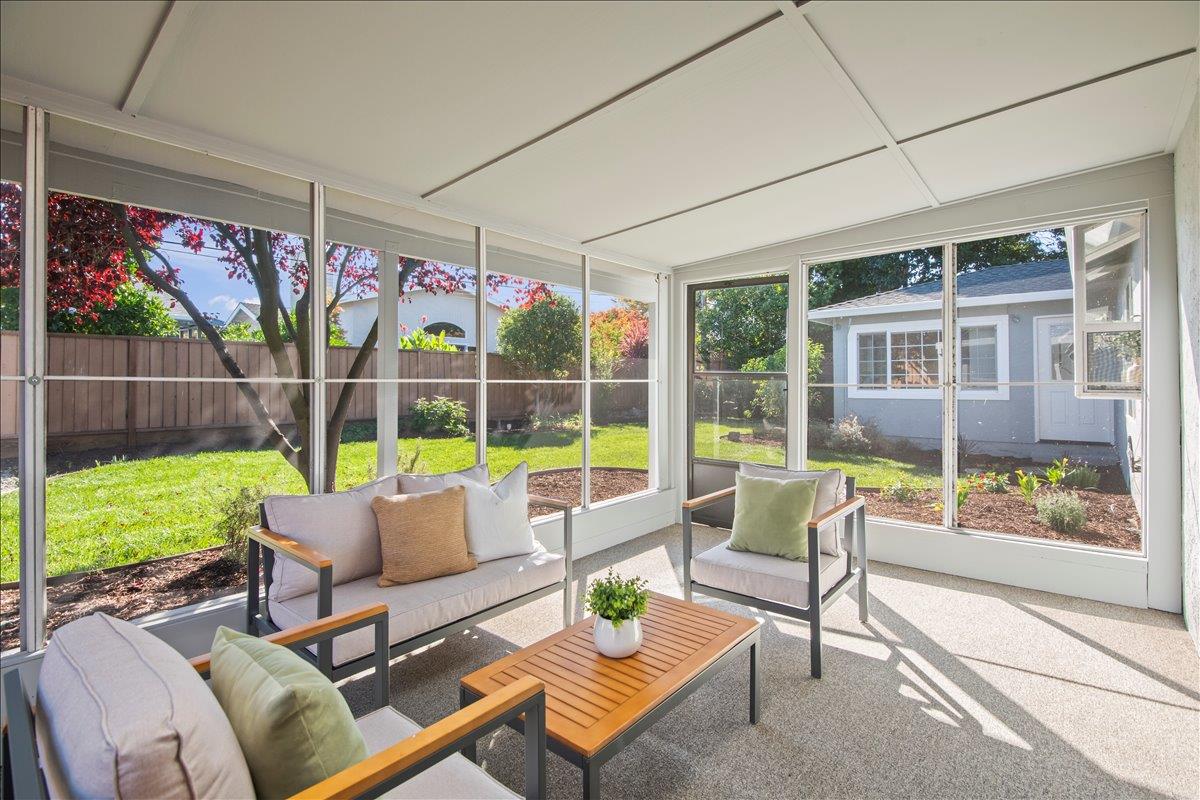 Detail Gallery Image 13 of 33 For 10450 Pineville Ave, Cupertino,  CA 95014 - 3 Beds | 2 Baths