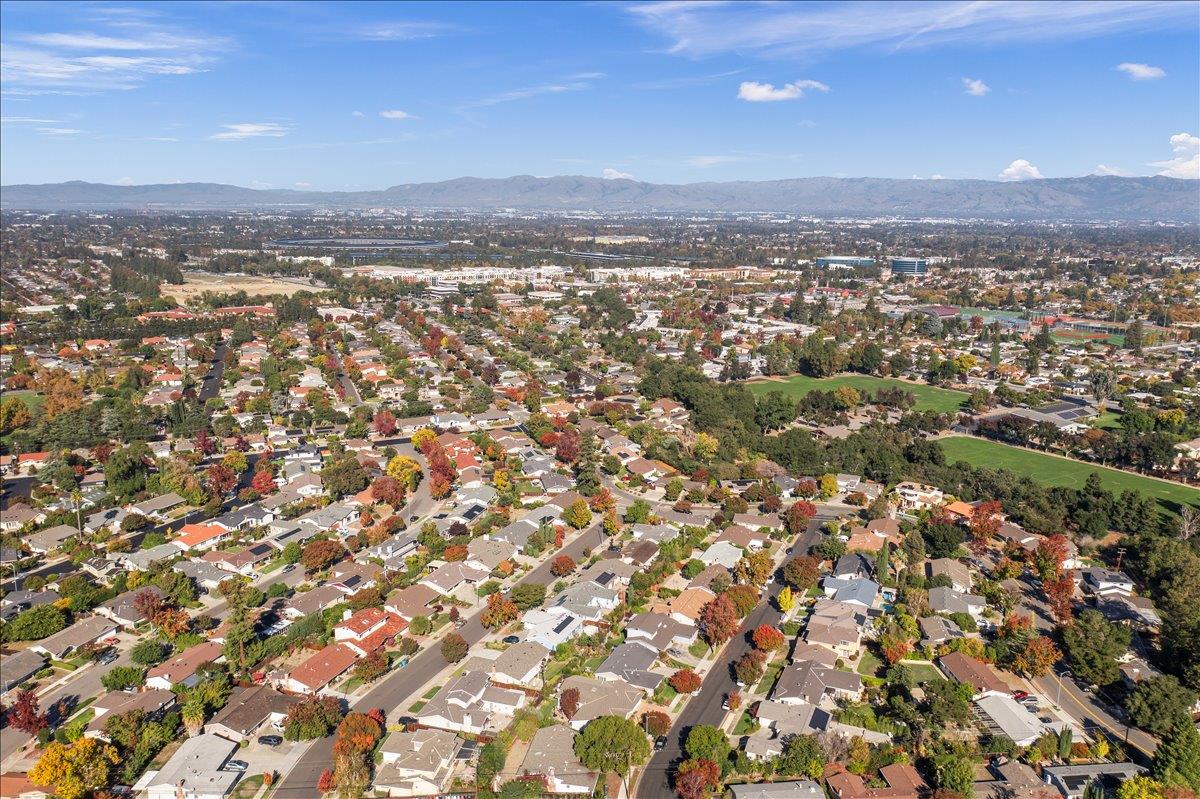 Detail Gallery Image 28 of 33 For 10450 Pineville Ave, Cupertino,  CA 95014 - 3 Beds | 2 Baths