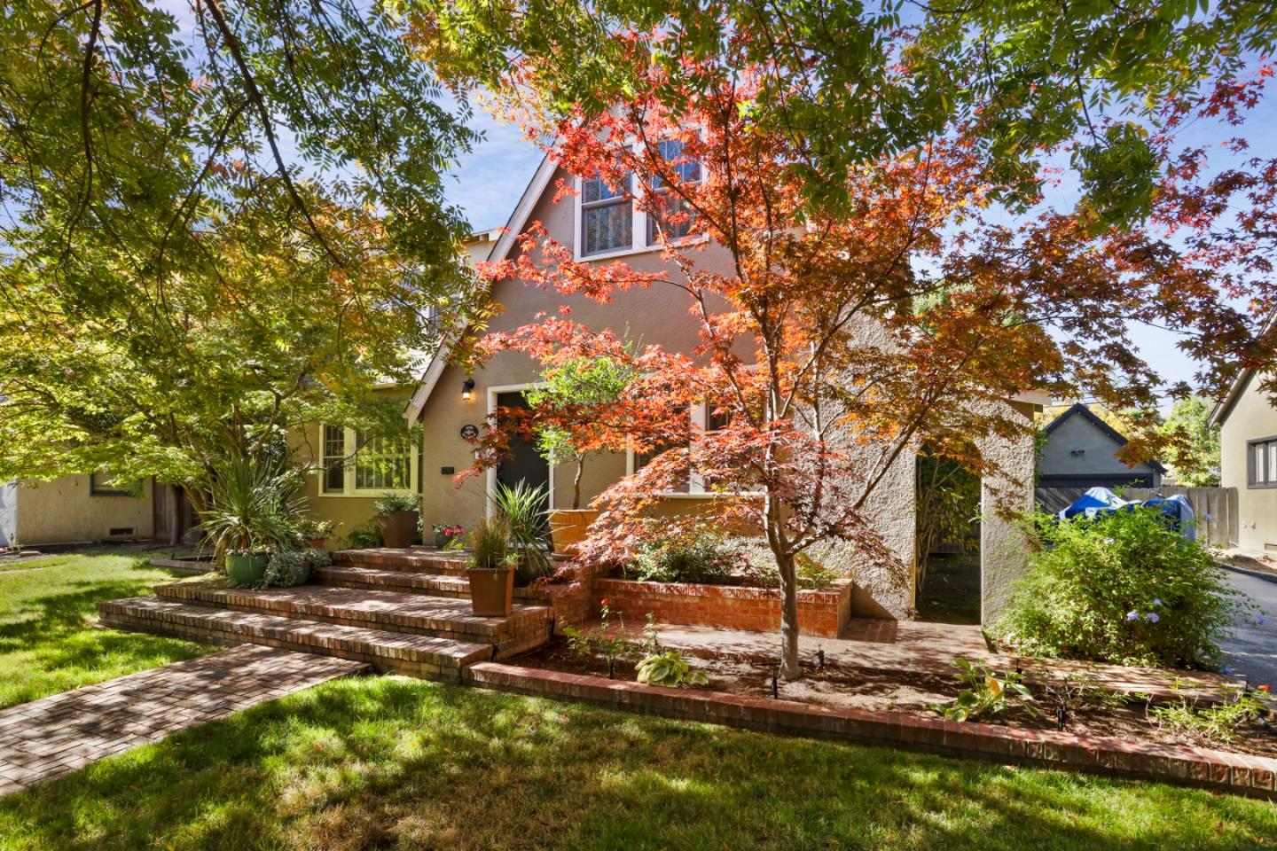 Detail Gallery Image 5 of 75 For 509 Myrtle Ave, Modesto,  CA 95350 - 4 Beds | 2 Baths