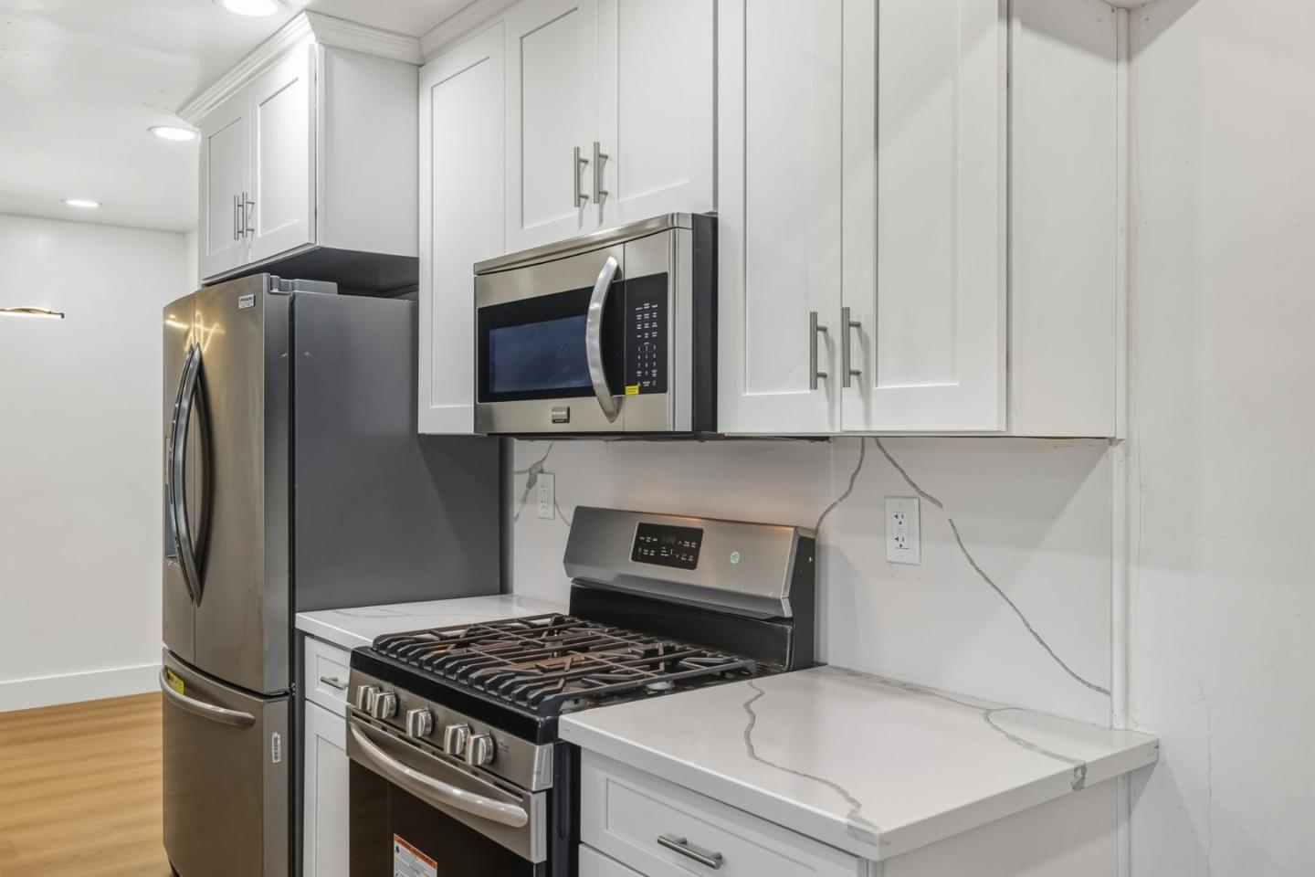 Detail Gallery Image 14 of 37 For 374 Manzanita Ct, Milpitas,  CA 95035 - 3 Beds | 2 Baths