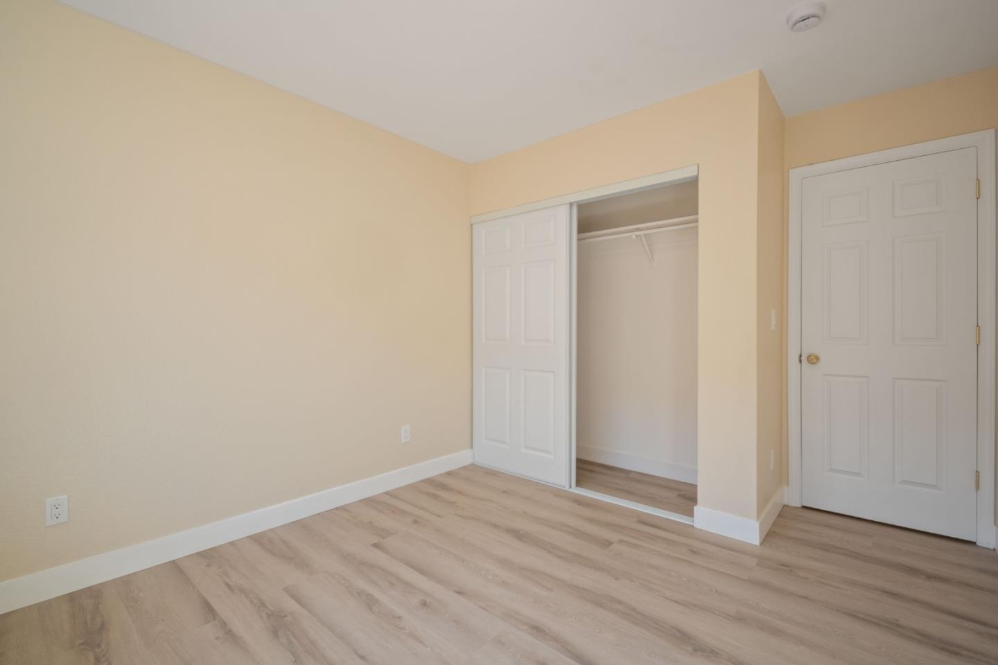 Detail Gallery Image 20 of 42 For 1439 Wolf Ct, Salinas,  CA 93905 - 4 Beds | 2 Baths