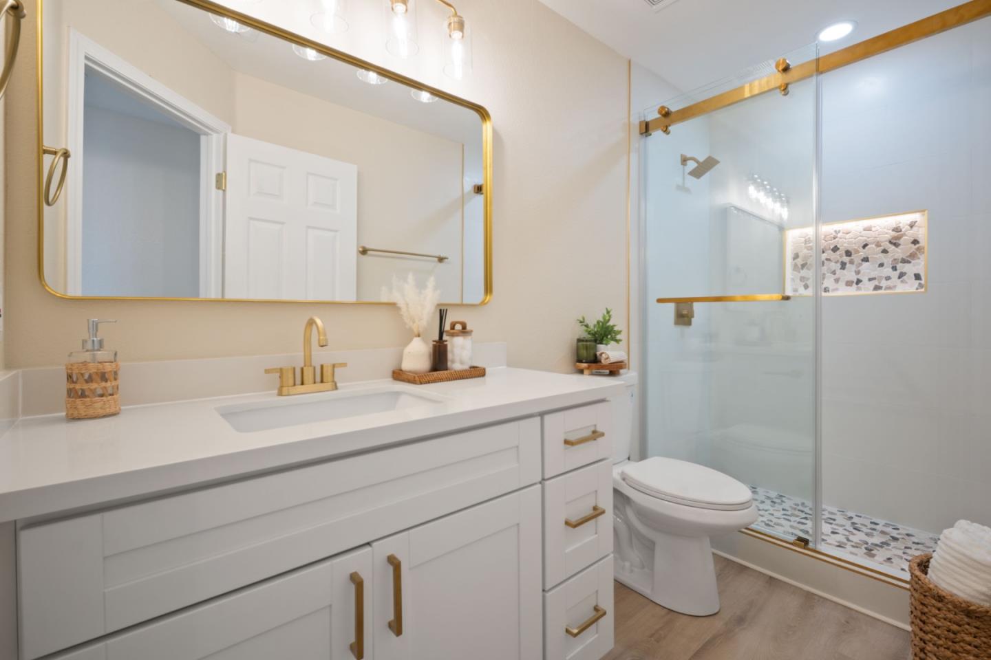 Detail Gallery Image 30 of 42 For 1439 Wolf Ct, Salinas,  CA 93905 - 4 Beds | 2 Baths