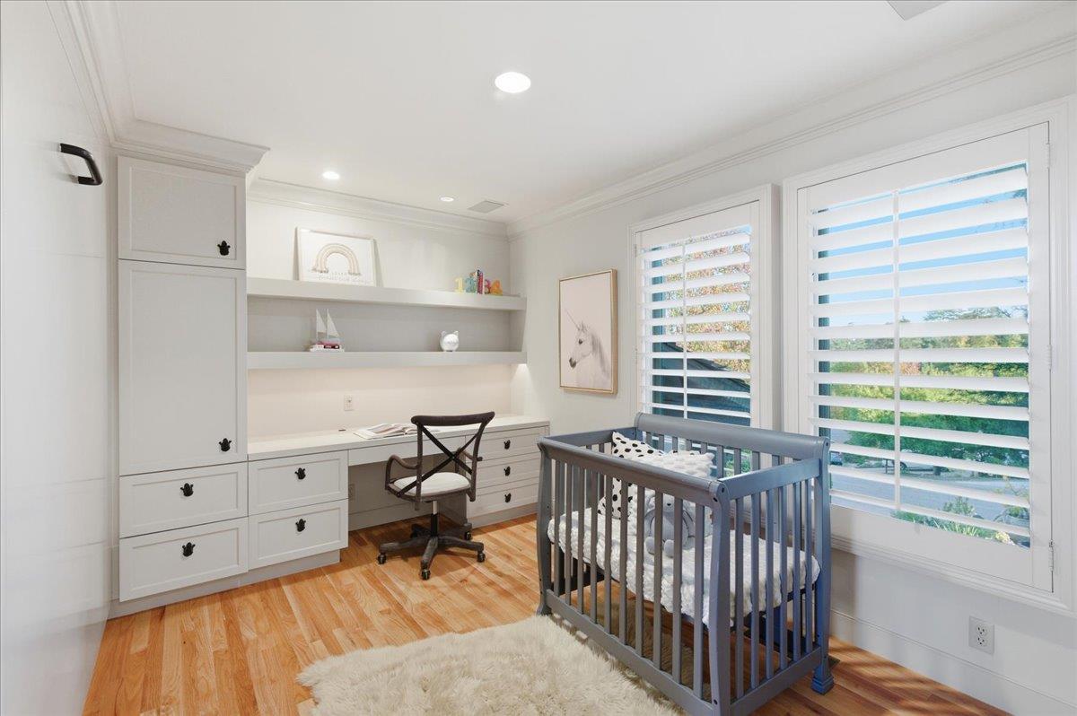 Detail Gallery Image 28 of 50 For 920 Oxford Dr, Los Altos,  CA 94024 - 4 Beds | 3/1 Baths