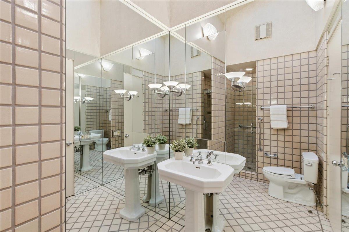 Detail Gallery Image 29 of 50 For 920 Oxford Dr, Los Altos,  CA 94024 - 4 Beds | 3/1 Baths