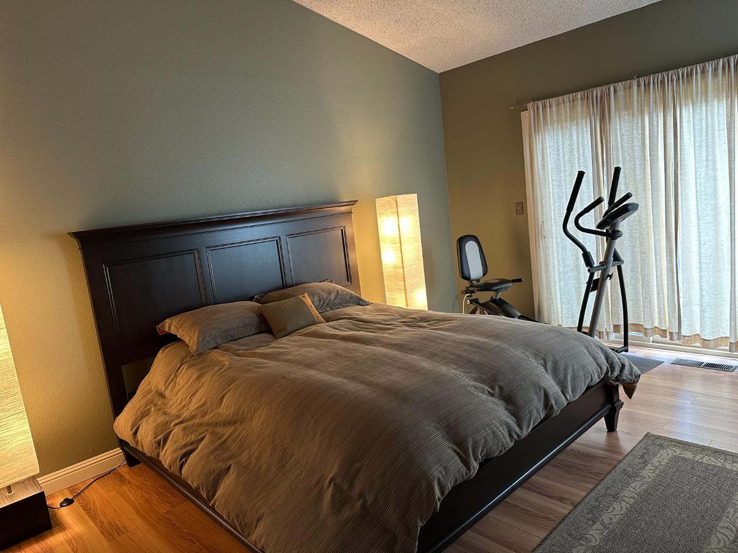 Detail Gallery Image 16 of 23 For 621 via Primavera Ct, San Jose,  CA 95111 - 2 Beds | 2 Baths