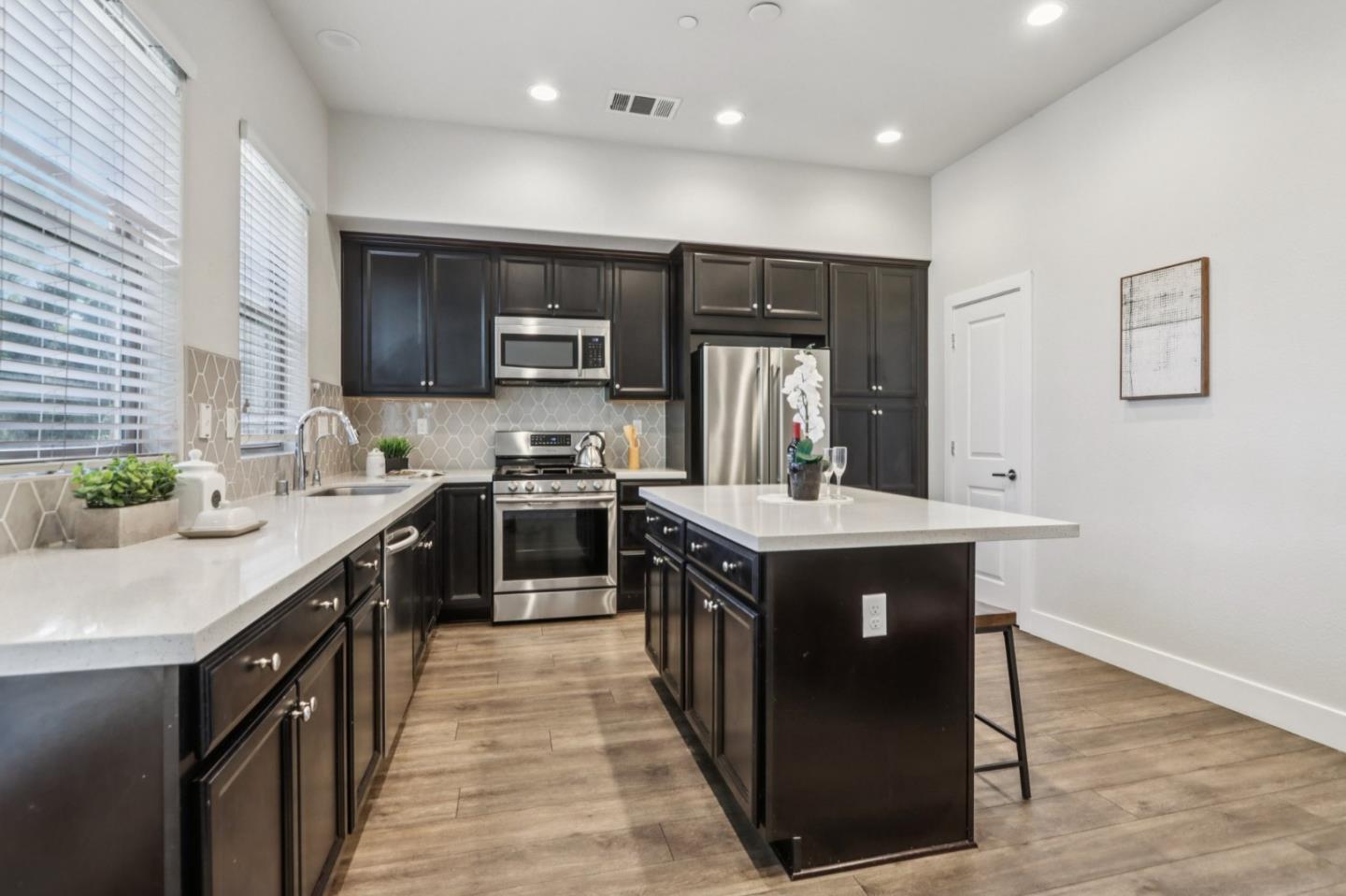 Photo #10: ML82026664 Listing: Photo #10