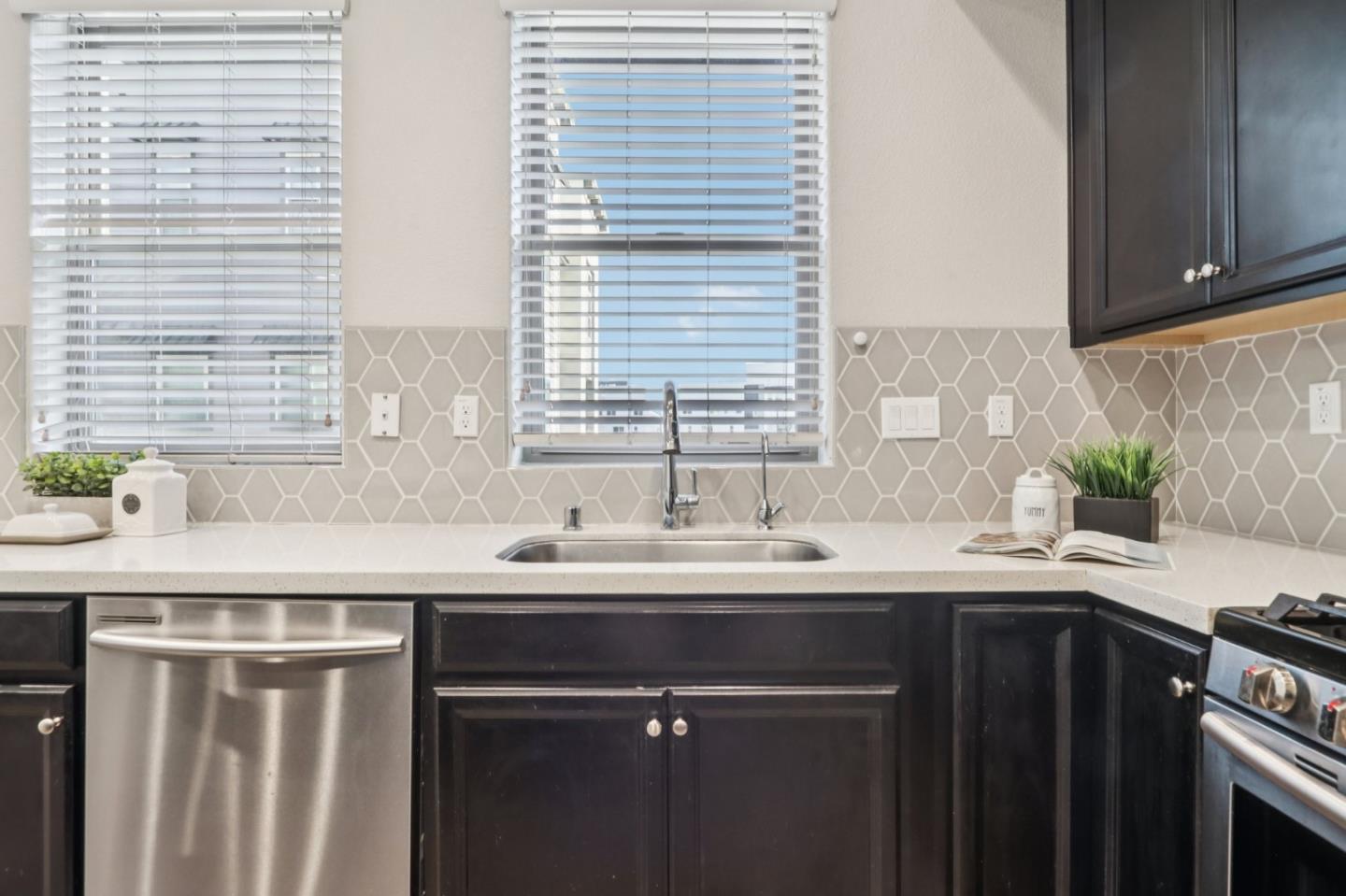 Photo #12: ML82026664 Listing: Photo #12