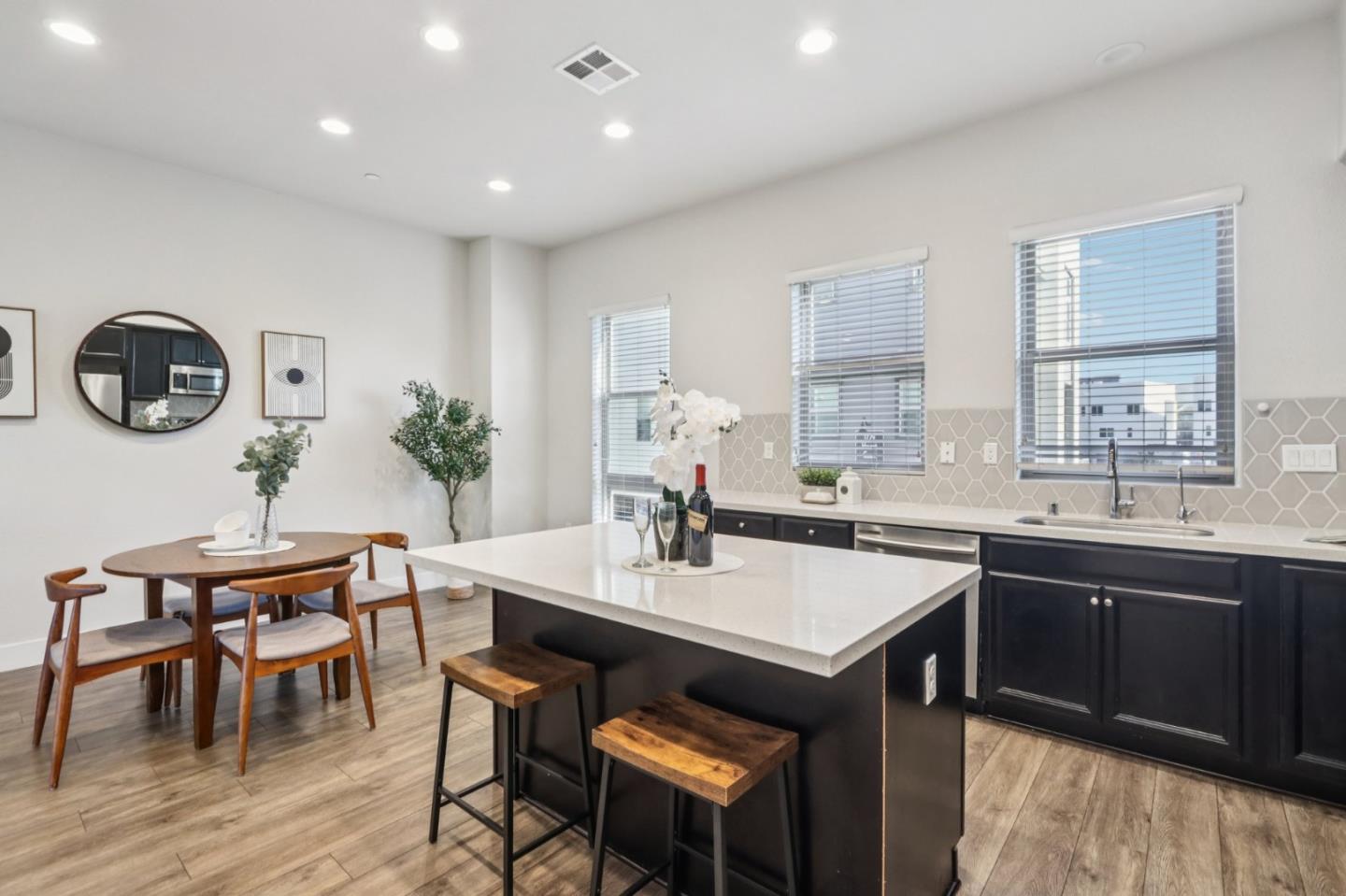 Photo #13: ML82026664 Listing: Photo #13