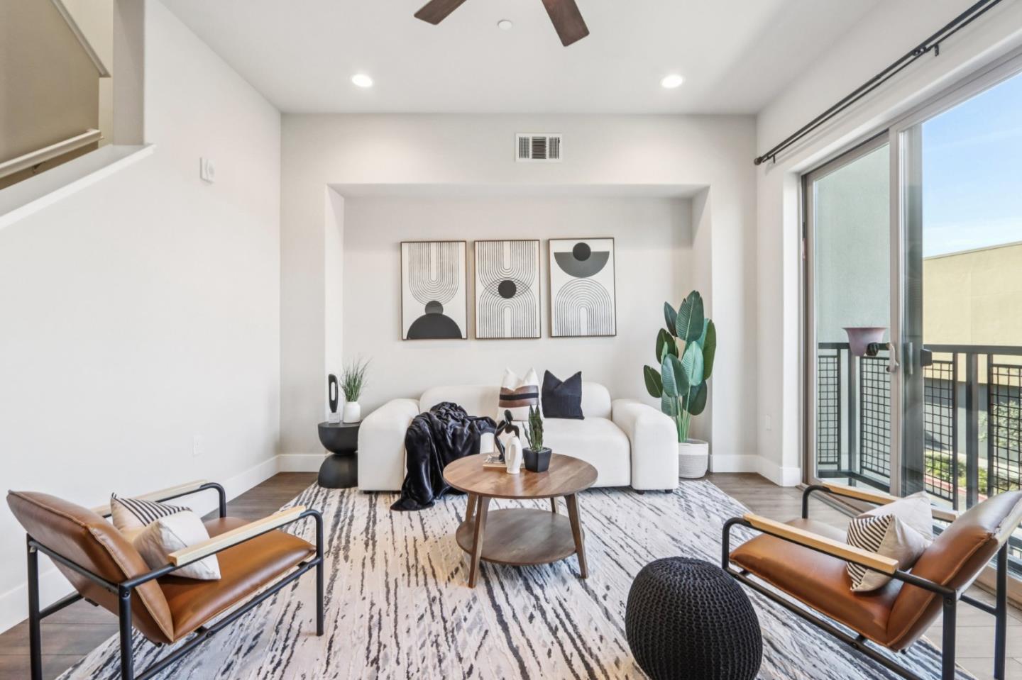 Photo #4: ML82026664 Listing: Photo #4