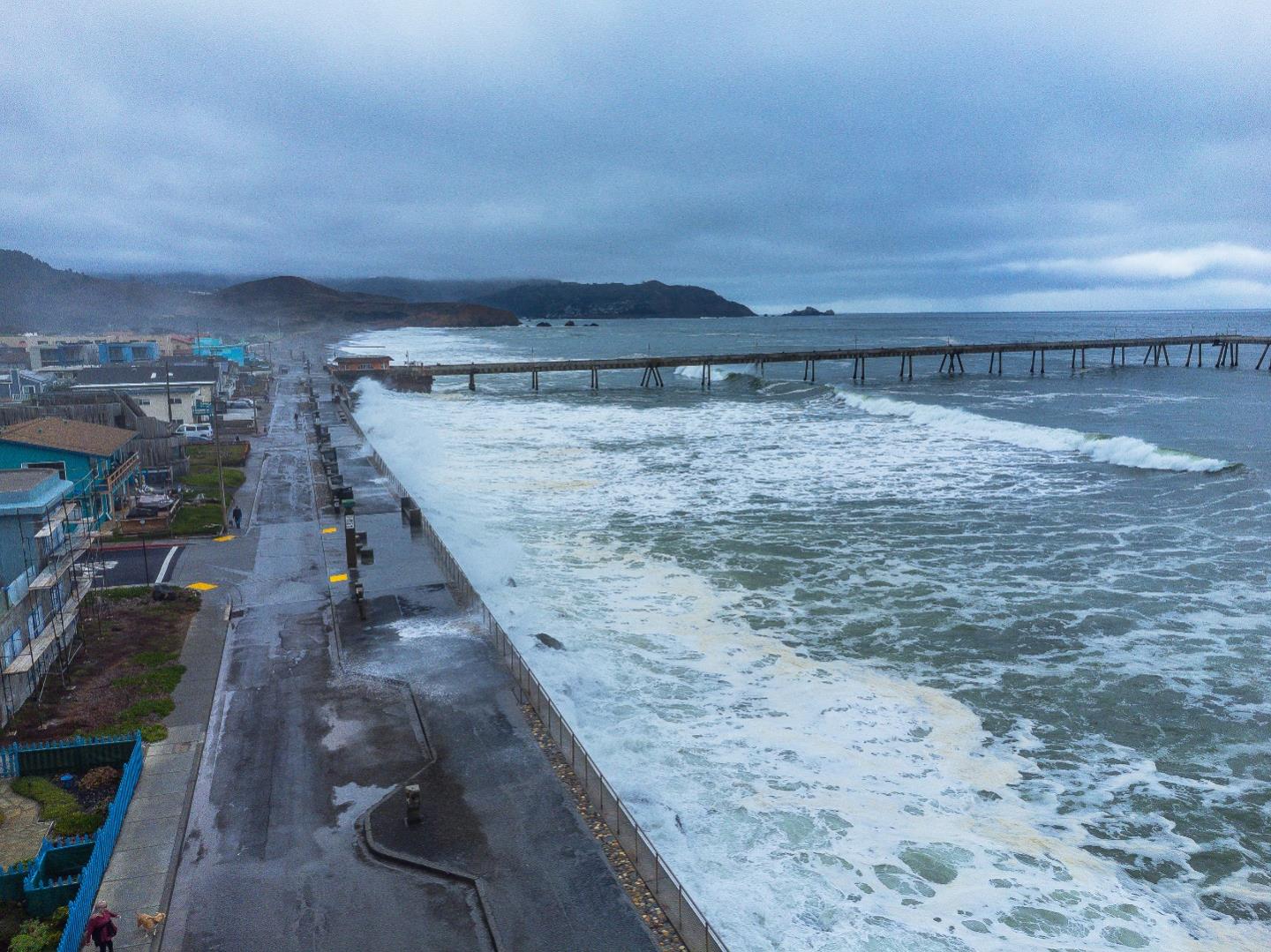 Detail Gallery Image 4 of 32 For 41 Carmel Ave, Pacifica,  CA 94044 - – Beds | – Baths