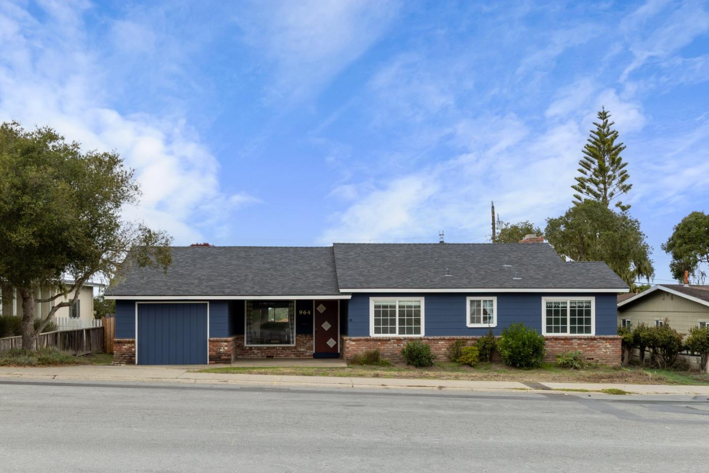 Detail Gallery Image 35 of 39 For 964 Forest Ave, Pacific Grove,  CA 93950 - 3 Beds | 2 Baths