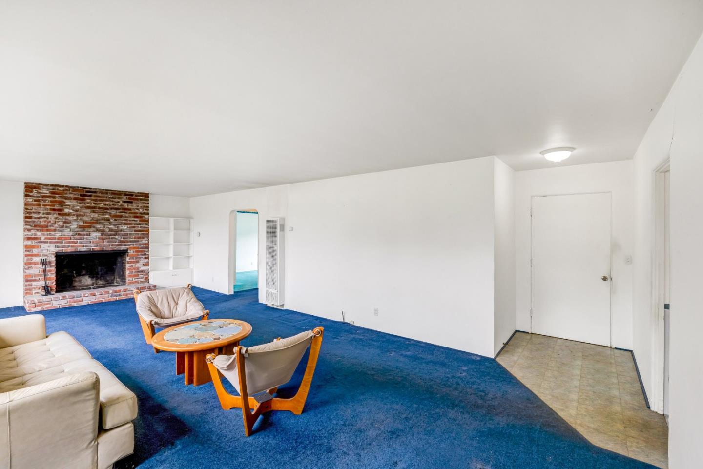 Detail Gallery Image 6 of 39 For 964 Forest Ave, Pacific Grove,  CA 93950 - 3 Beds | 2 Baths