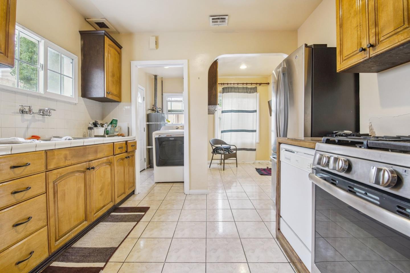 Detail Gallery Image 8 of 14 For 517 E Chestnut St, Glendale,  CA 91205 - 2 Beds | 1 Baths