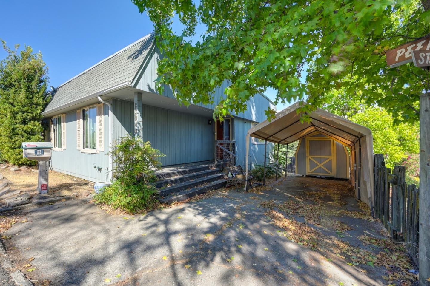 Detail Gallery Image 5 of 47 For 8394 Peek Cir, Mokelumne Hill,  CA 95245 - 4 Beds | 2 Baths