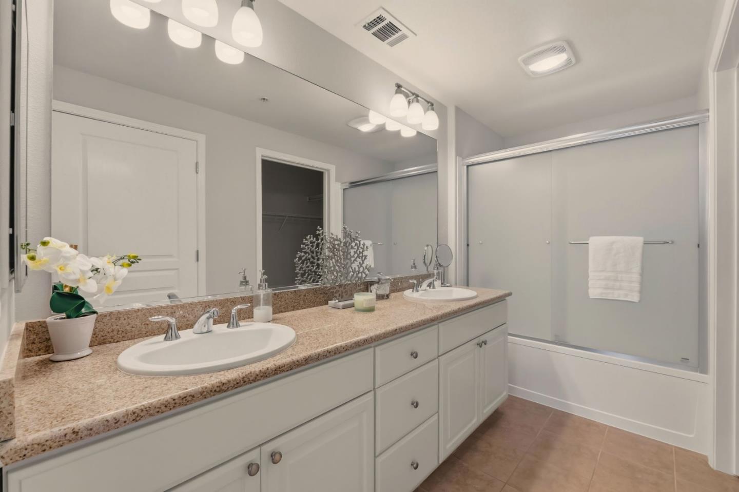 Photo #25: ML82026679 Listing: Photo #25