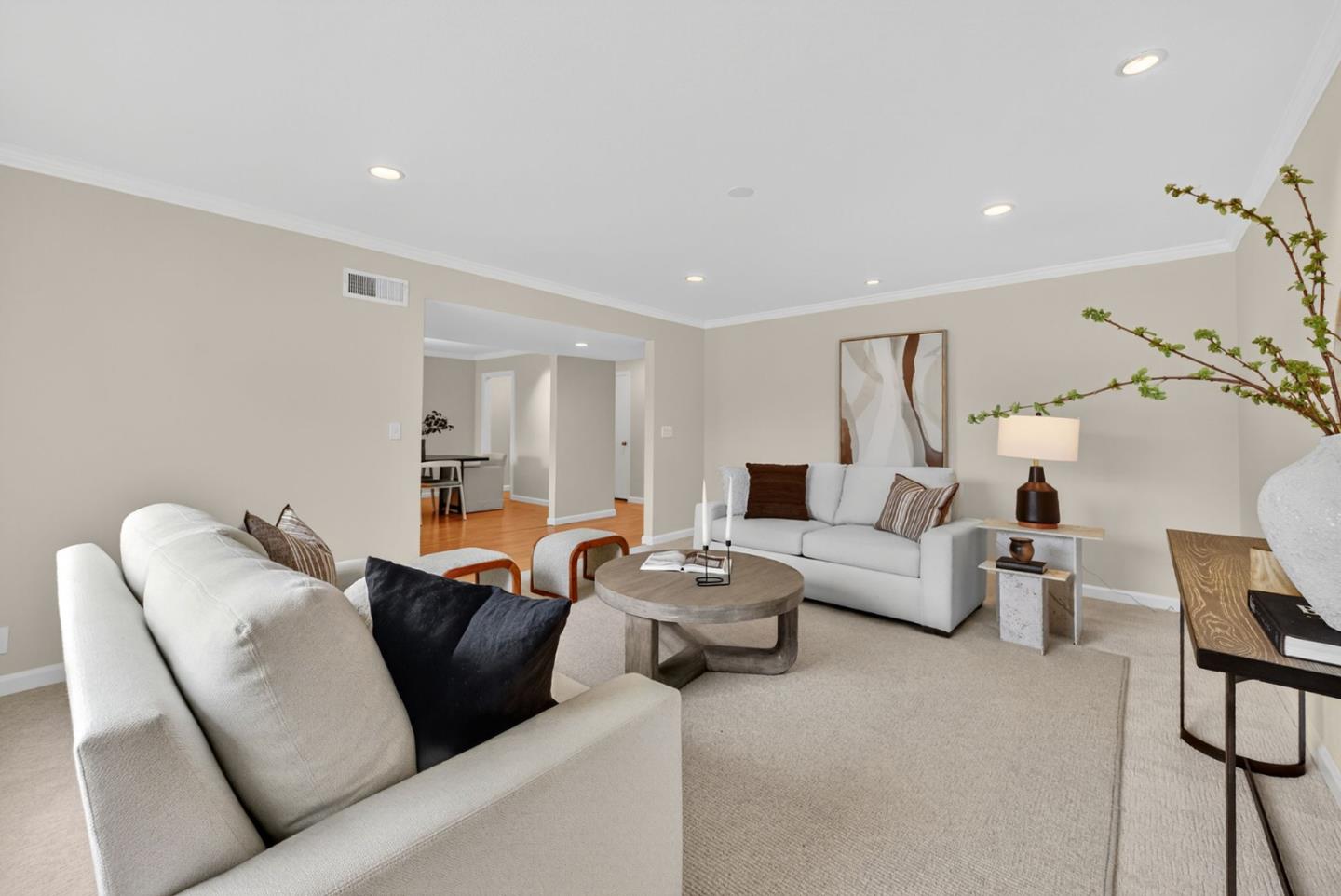 Detail Gallery Image 16 of 67 For 834 Colleen Dr, San Jose,  CA 95123 - 4 Beds | 2 Baths