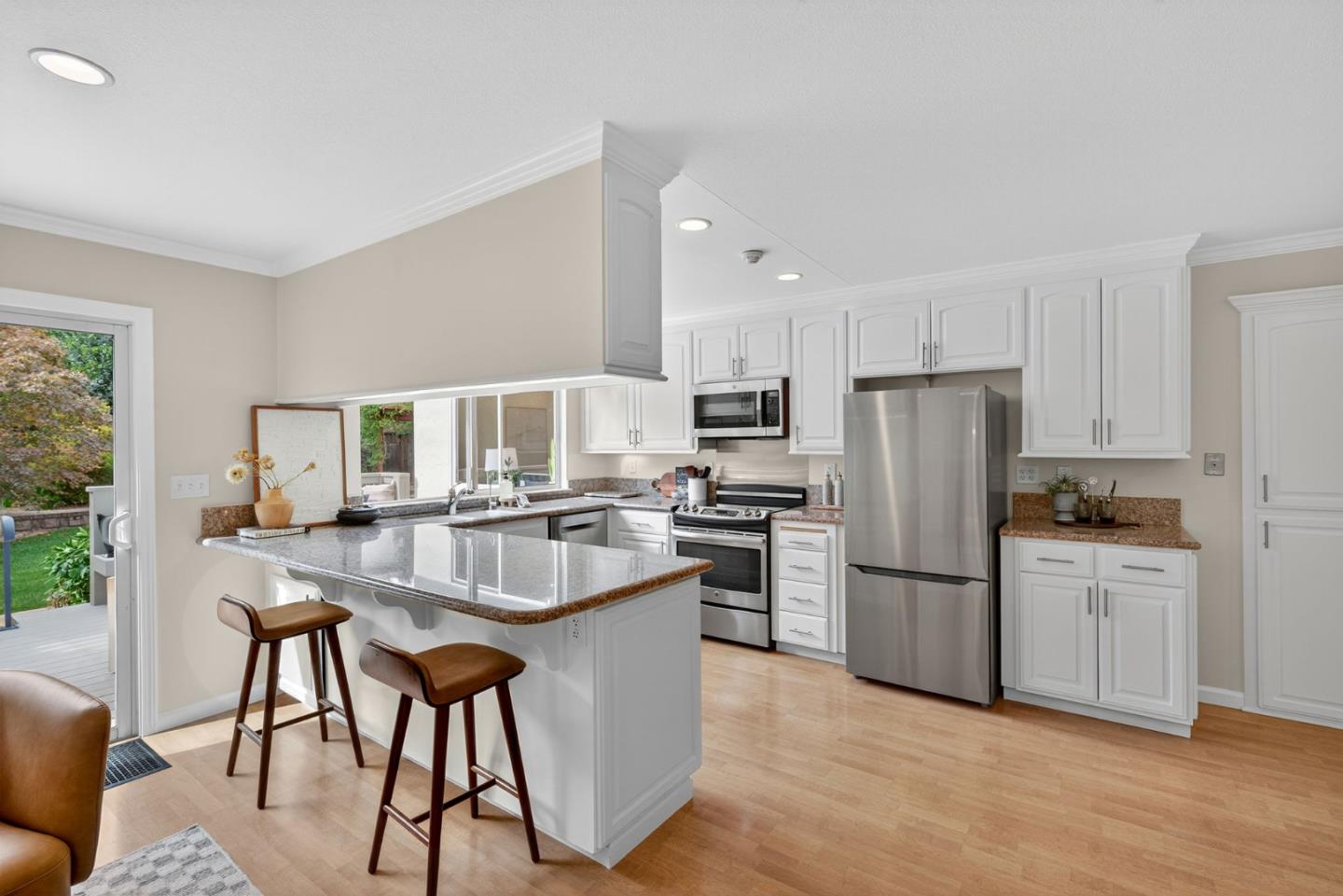 Detail Gallery Image 24 of 67 For 834 Colleen Dr, San Jose,  CA 95123 - 4 Beds | 2 Baths