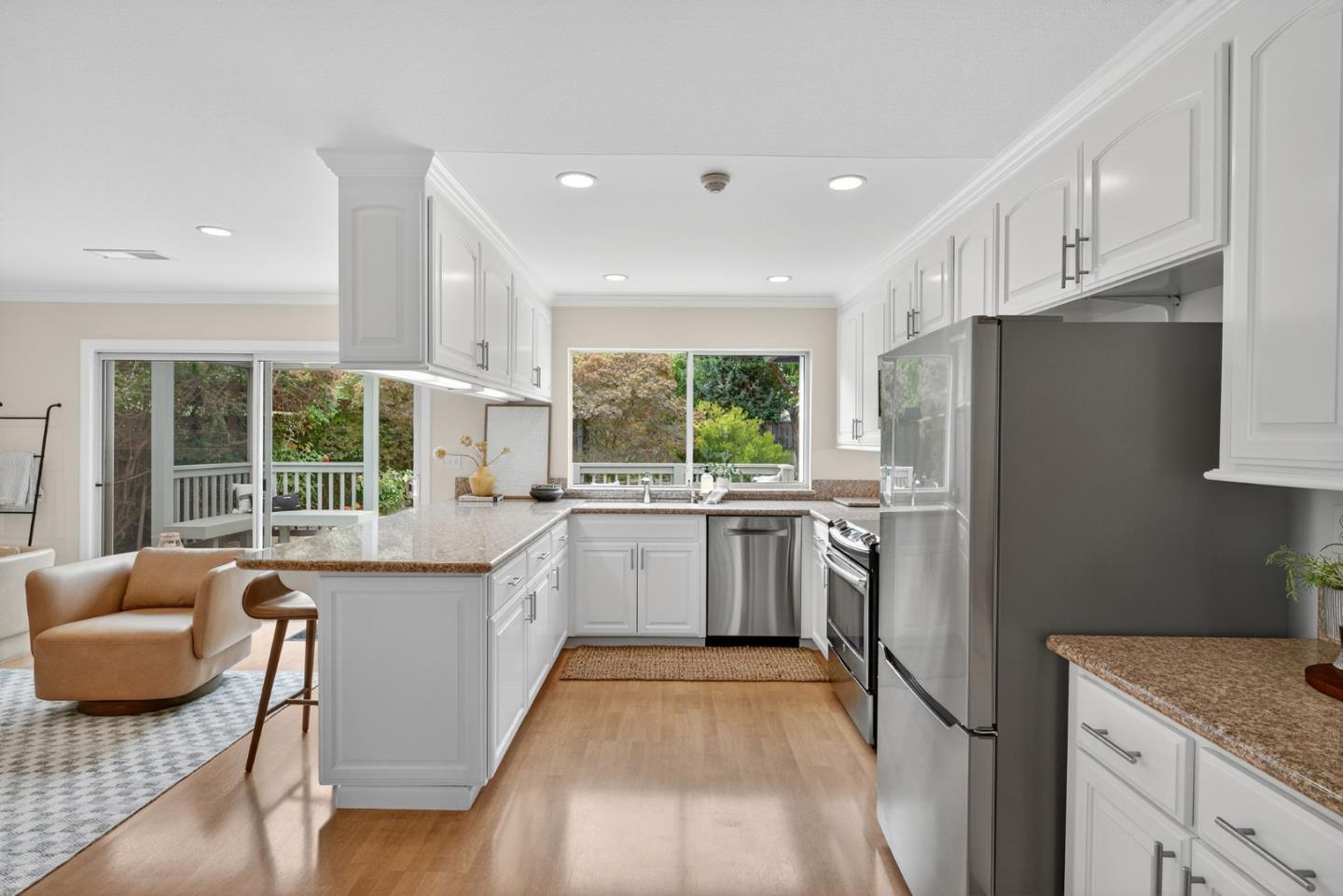 Detail Gallery Image 27 of 67 For 834 Colleen Dr, San Jose,  CA 95123 - 4 Beds | 2 Baths