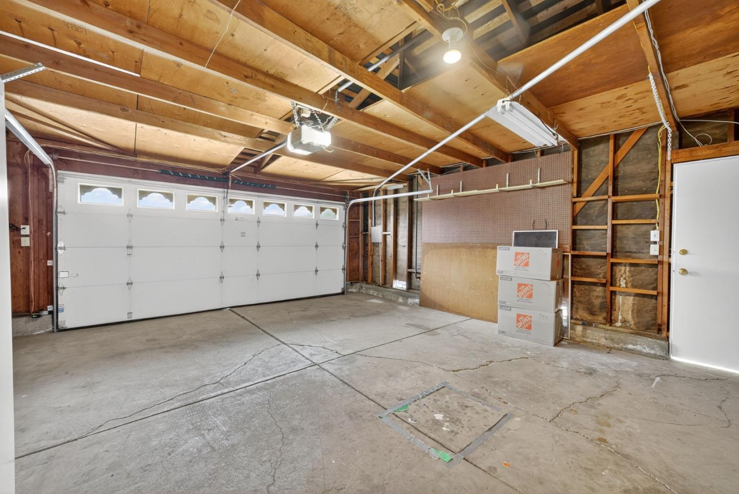 Detail Gallery Image 45 of 67 For 834 Colleen Dr, San Jose,  CA 95123 - 4 Beds | 2 Baths