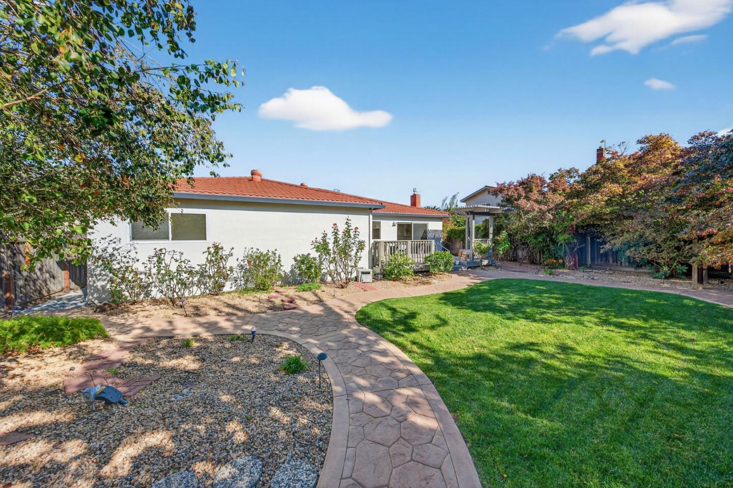 Detail Gallery Image 59 of 67 For 834 Colleen Dr, San Jose,  CA 95123 - 4 Beds | 2 Baths