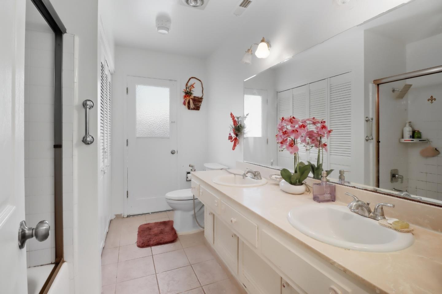 Detail Gallery Image 15 of 27 For 1054 Fleetwood Dr, San Jose,  CA 95120 - 4 Beds | 2 Baths