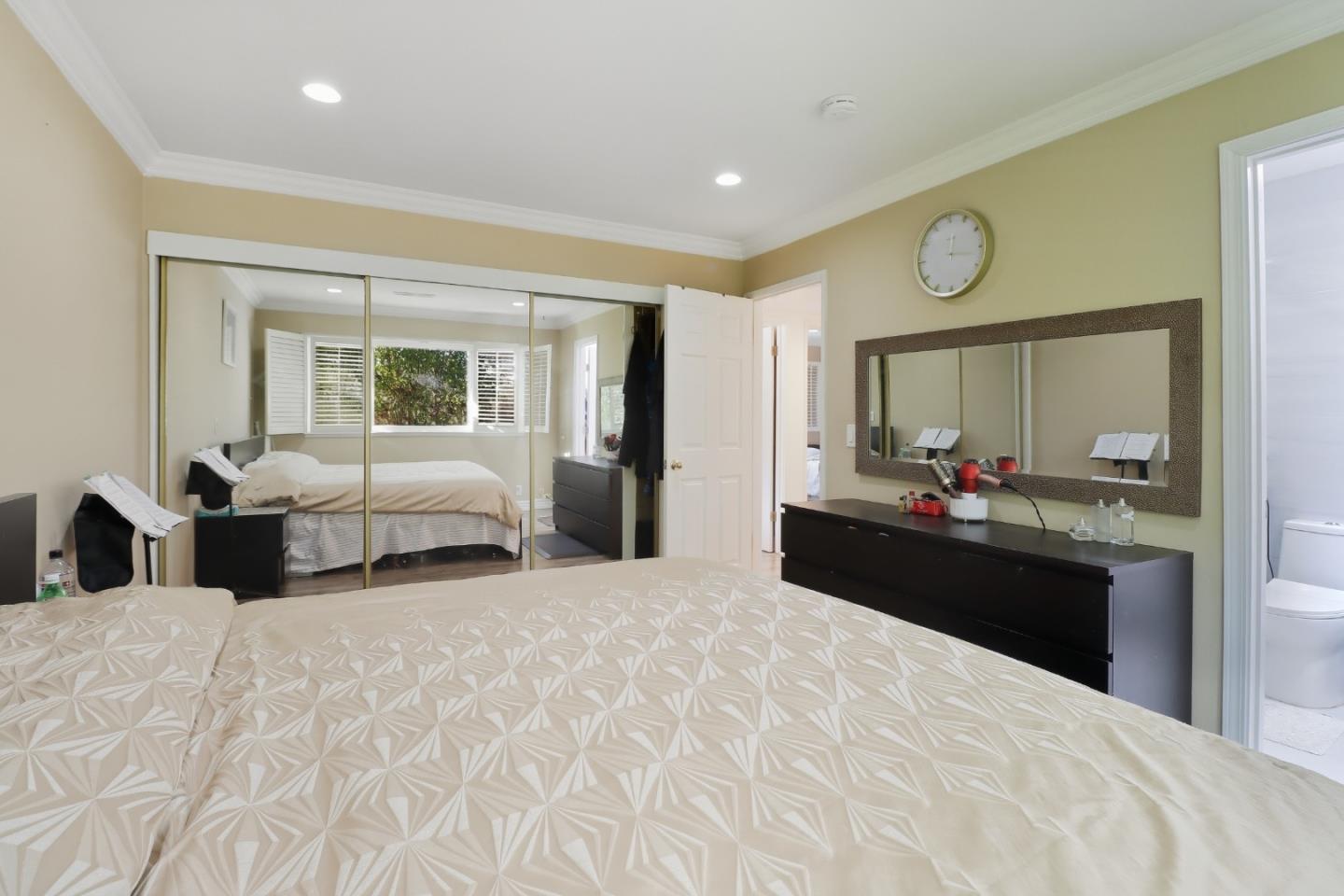 Detail Gallery Image 17 of 27 For 1054 Fleetwood Dr, San Jose,  CA 95120 - 4 Beds | 2 Baths