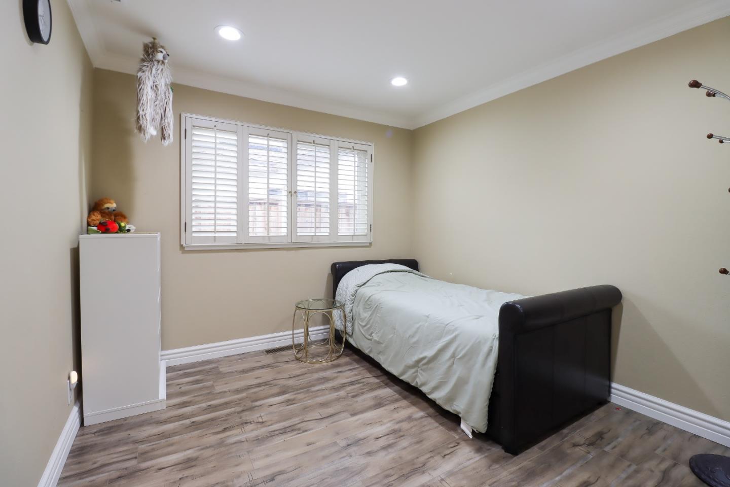 Detail Gallery Image 20 of 27 For 1054 Fleetwood Dr, San Jose,  CA 95120 - 4 Beds | 2 Baths