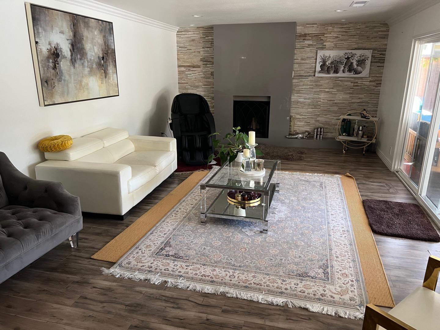 Detail Gallery Image 5 of 13 For 1054 Fleetwood Dr, San Jose,  CA 95120 - 4 Beds | 2 Baths