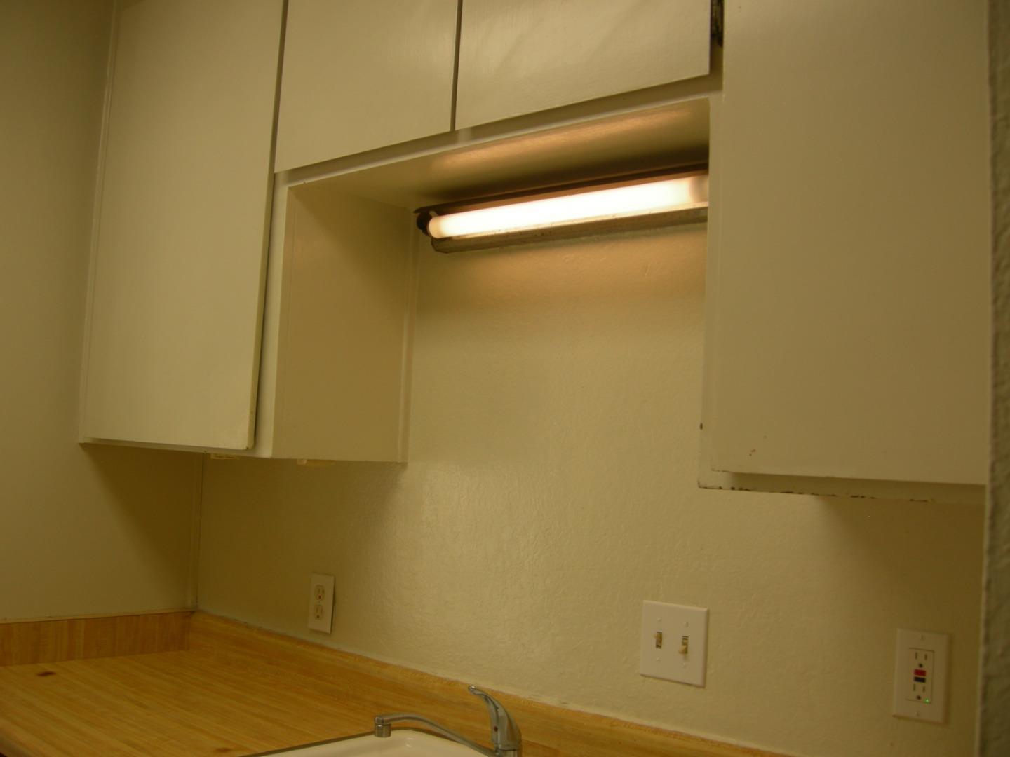 Detail Gallery Image 11 of 34 For 310 Tradewinds Dr #4,  San Jose,  CA 95123 - 2 Beds | 1 Baths