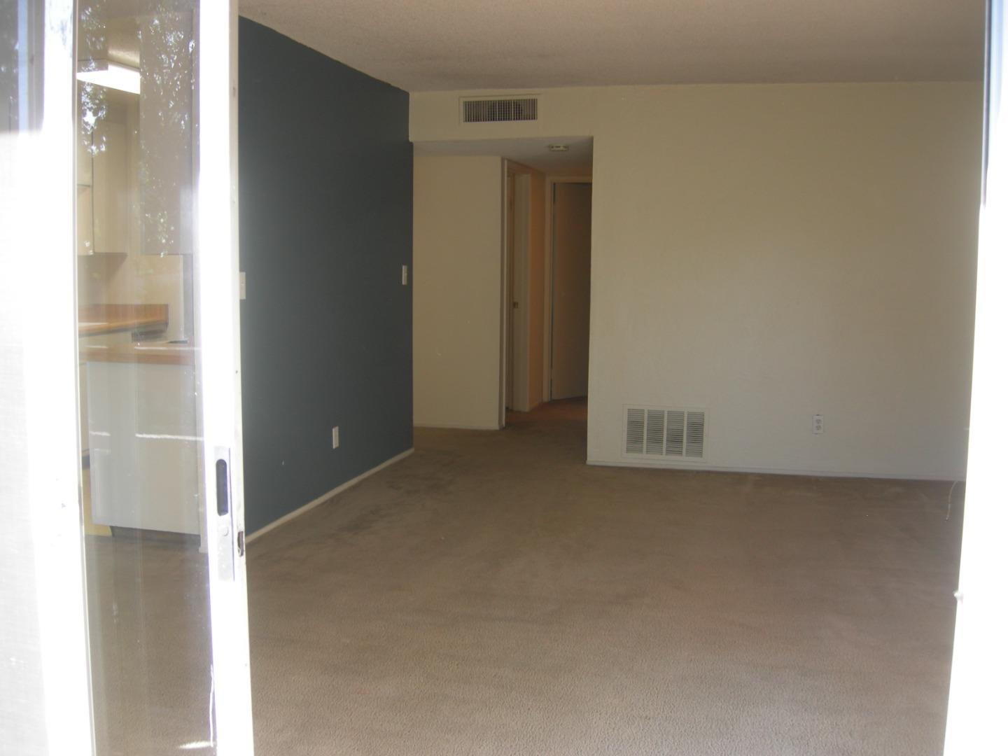 Detail Gallery Image 23 of 34 For 310 Tradewinds Dr #4,  San Jose,  CA 95123 - 2 Beds | 1 Baths